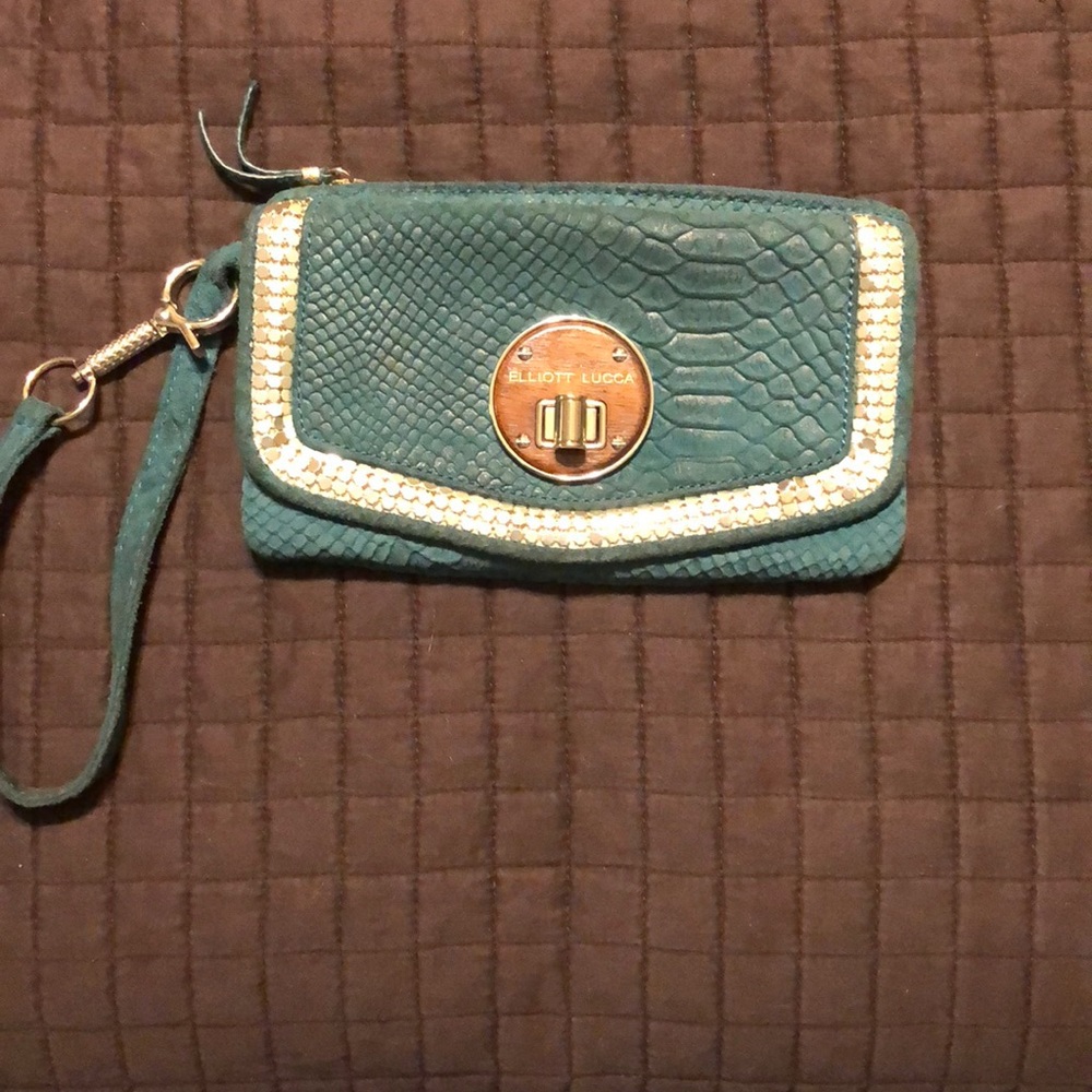 Elliott Lucca Clutch